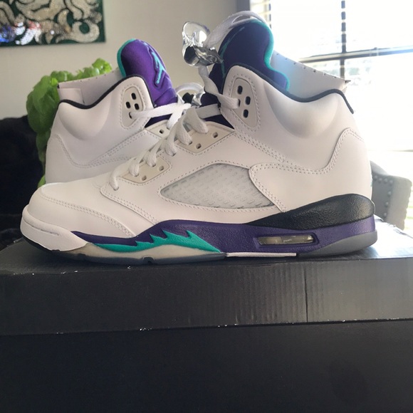 nike air jordan 5 grape